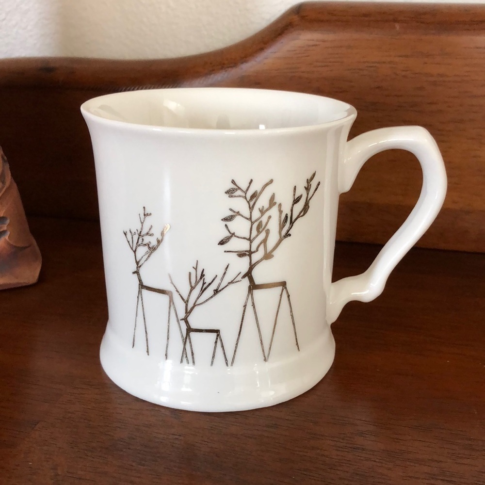 3/$25 Bella Lux Holiday Collection Stick Reindeer Merry Christmas Mug